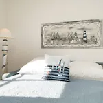 Kaiserhof 38 Muschelkiste * Kellenhusen